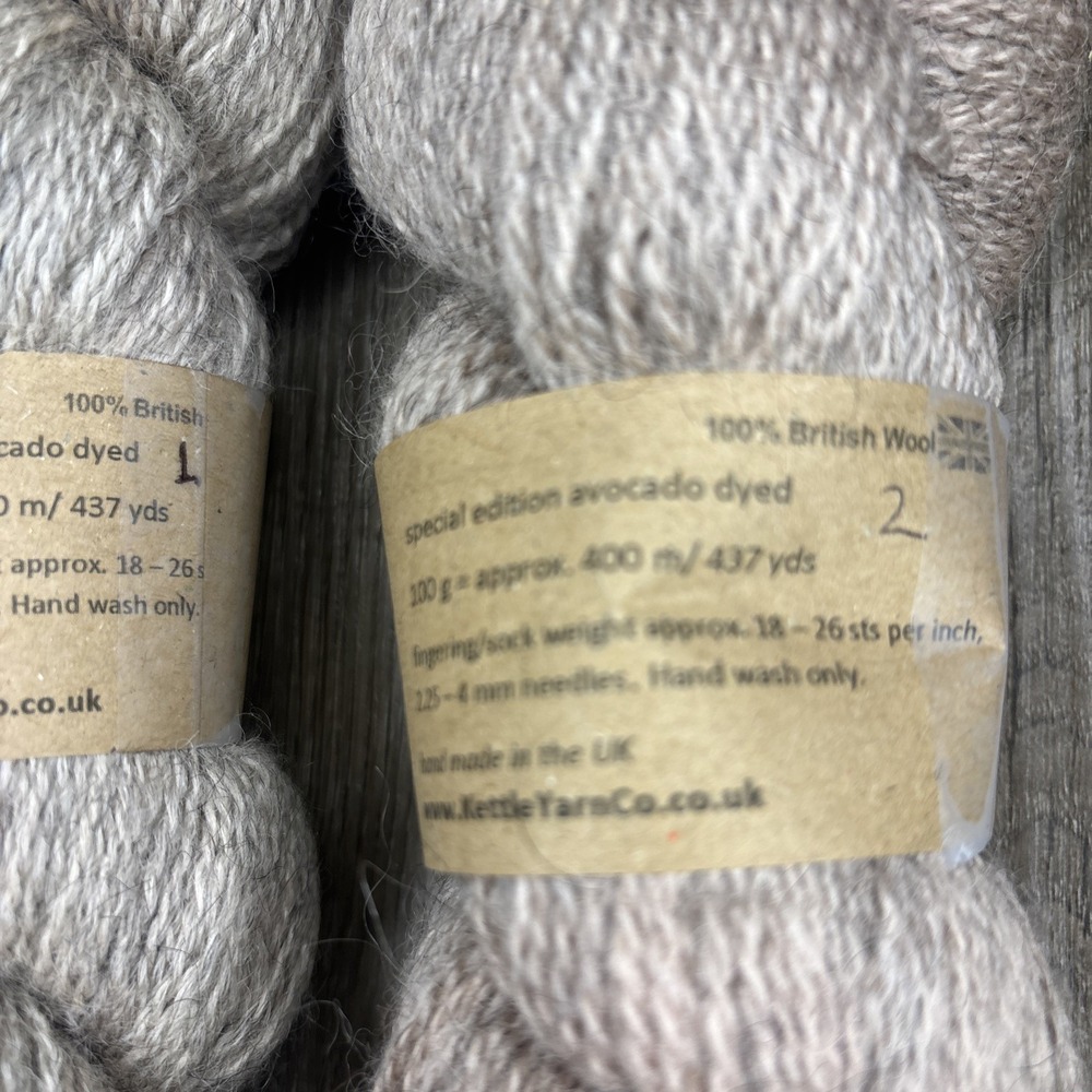 Kettle Yarn Co 2 Skeins Baskerville Yarn British Fingering 437y Special Edition - Picture 5 of 8